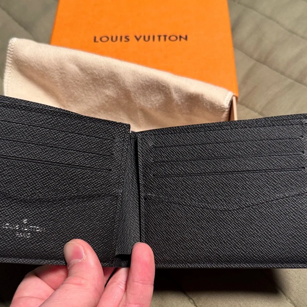 Louis Vuitton Black Monogram Eclipse Card Holder - Picture 2 of 4